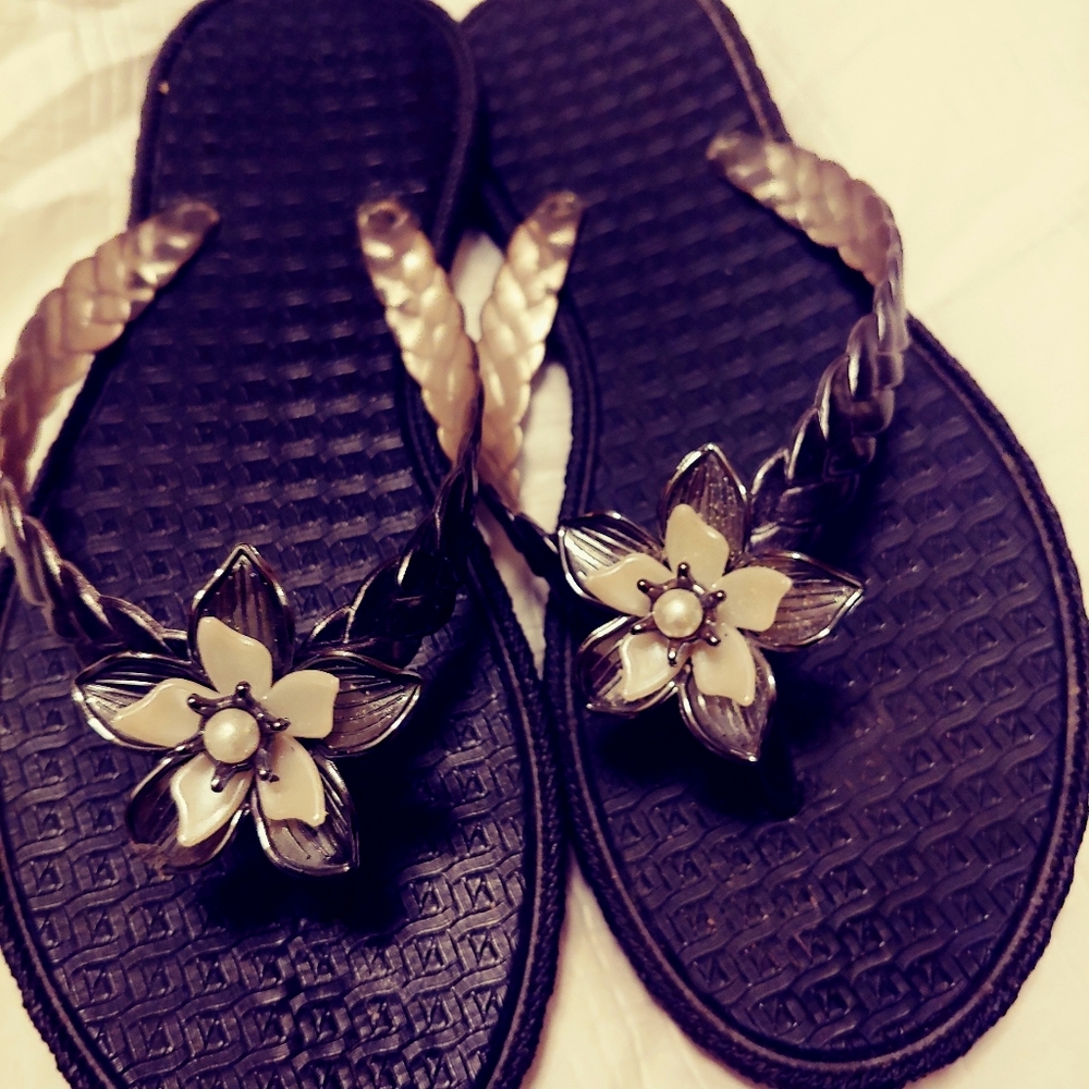 Sandal